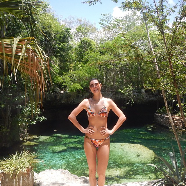 A atriz Lavínia Vlasak tem 155 mil seguidores em seu Instagram