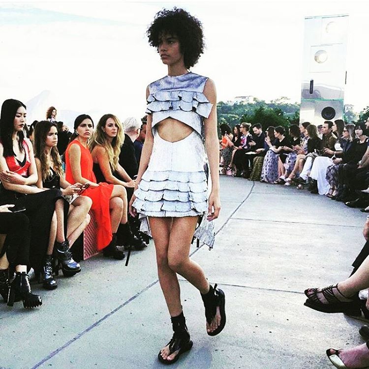 Desfile foi na tarde de sábado, no Museu de Arte Contemporânea do Rio de Janeiro