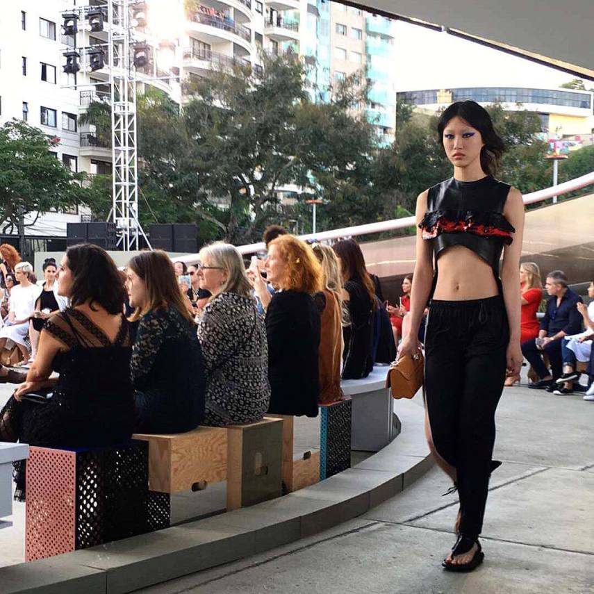 Desfile foi na tarde de sábado, no Museu de Arte Contemporânea do Rio de Janeiro