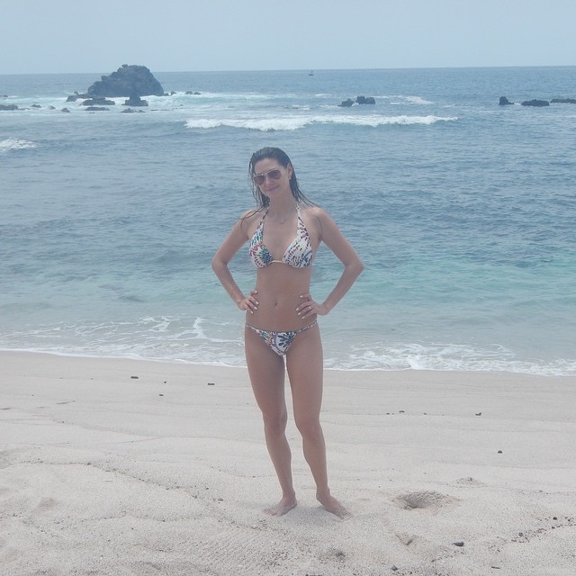 A atriz Lavínia Vlasak tem 155 mil seguidores em seu Instagram