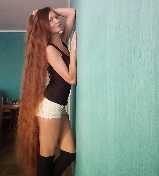 A Rapunzel da vida real tem quase 140 mil seguidores nas redes sociais.