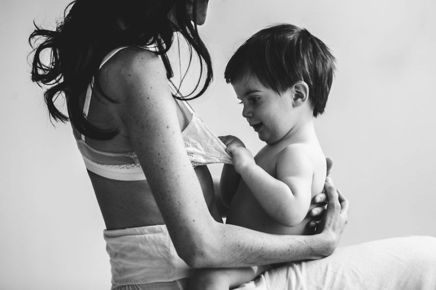 Amamentar nem sempre é simples e fácil. Ainda assim, é o momento em que mãe e bebê se transformam em um único ser ♥