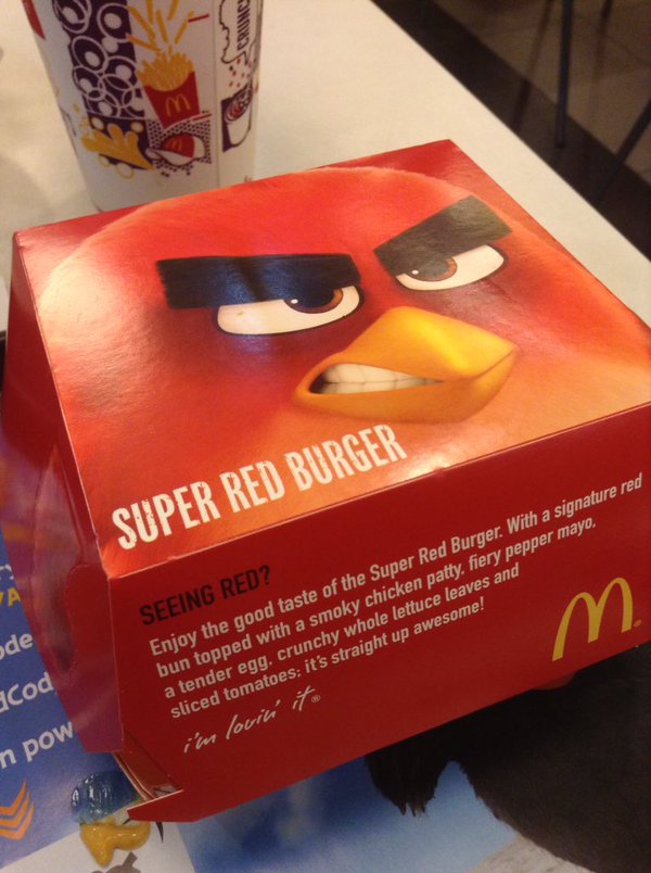 O Mc Donald's criou um lanche especial, na China, para celebrar o lançamento de Angry Birds - O Filme