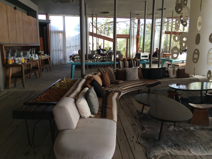 O Tierra Atacama foi eleito o melhor hotel do Chile pelo World Travel Awards e é destino de luxo de turistas brasileiros que visitam o deserto do Atacama.