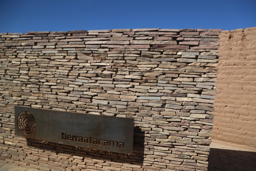 O Tierra Atacama foi eleito o melhor hotel do Chile pelo World Travel Awards e é destino de luxo de turistas brasileiros que visitam o deserto do Atacama.