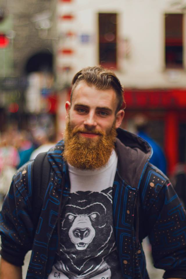 A fotógrafa brasileira Isla Grossi fotografou dezenas de homens de barba ruiva pelas ruas de Dublin, capital da irlanda, para o projeto 'Ireland's Orange Beards'