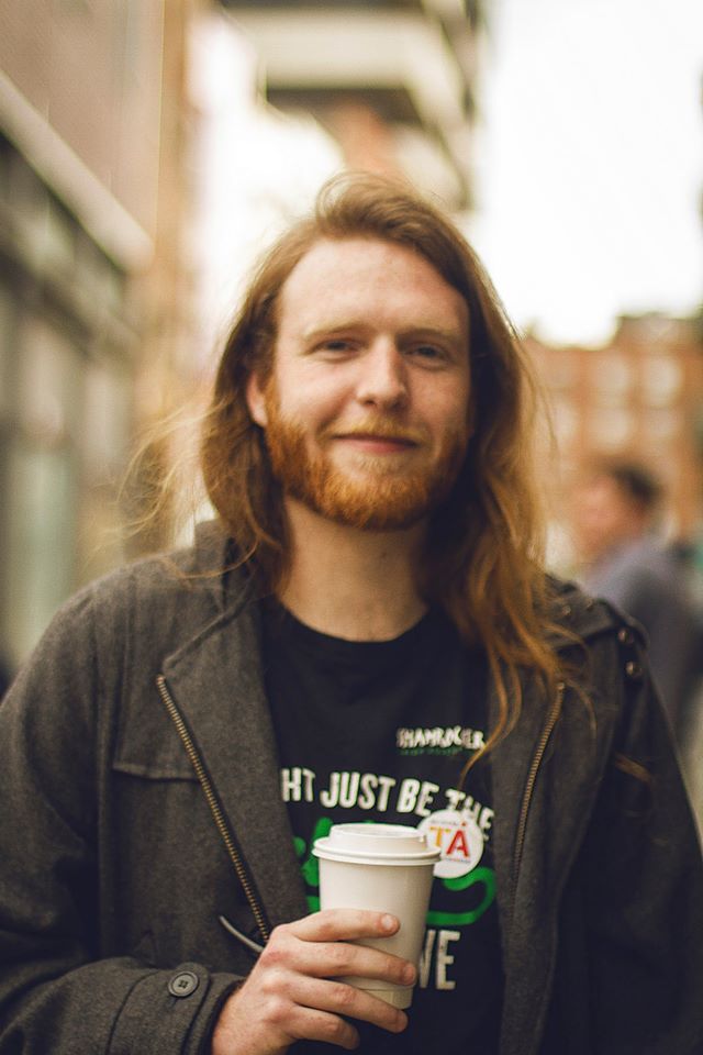 A fotógrafa brasileira Isla Grossi fotografou dezenas de homens de barba ruiva pelas ruas de Dublin, capital da irlanda, para o projeto 'Ireland's Orange Beards'