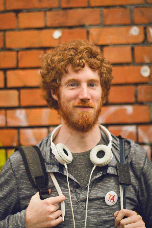 A fotógrafa brasileira Isla Grossi fotografou dezenas de homens de barba ruiva pelas ruas de Dublin, capital da irlanda, para o projeto 'Ireland's Orange Beards'
