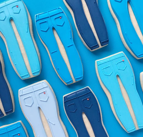 A americana Holly Fox uniu a paixão pelo designer e pela confeitaria e cria biscoitos doces lindos