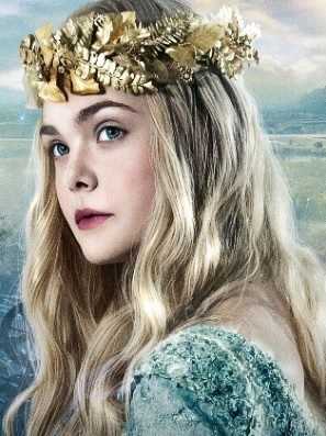 Quem deu vida à princesa Aurora foi Elle Fanning.