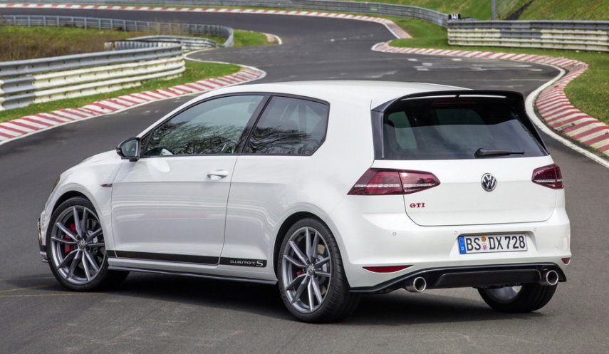 Anunciado na semana passada, o Volkswagen Golf GTI Clubsport já está fazendo história. Essa versão 