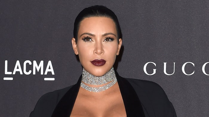 A estrela do reality show 'Keeping Up With The Kardashians' foi à justiça contra um fã que a perseguia em todos os seus eventos fantasiado como o vilão Coringa, do filme 'Batman'