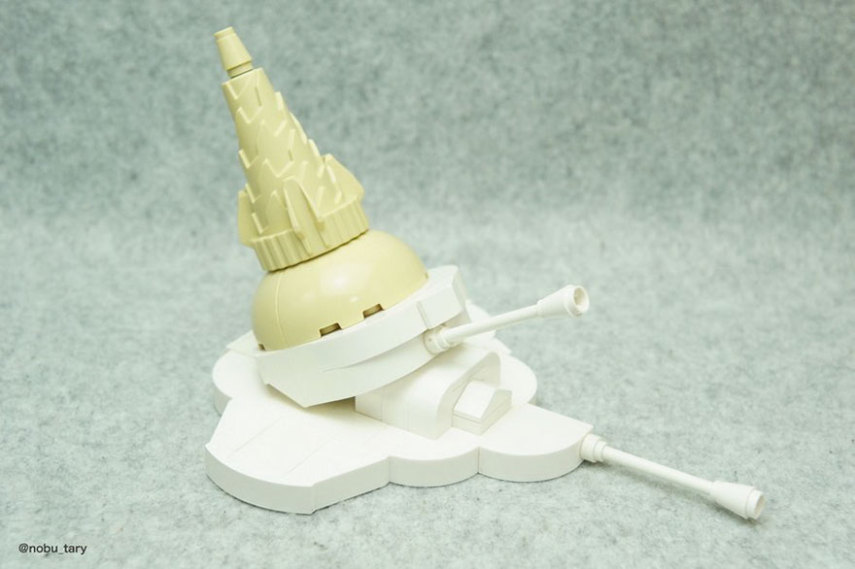 Duas paixões mundiais: comida e Lego. O artista japonês Tary conseguiu reunir tudo em uma coisa só. Usando as famosas peças de montar, ele recriou comidas deliciosas neste projeto que é divertido, mas uma pena que não dá pra comer.  Tary construiu os modelos para uma competição promovida pela própria marca. 
