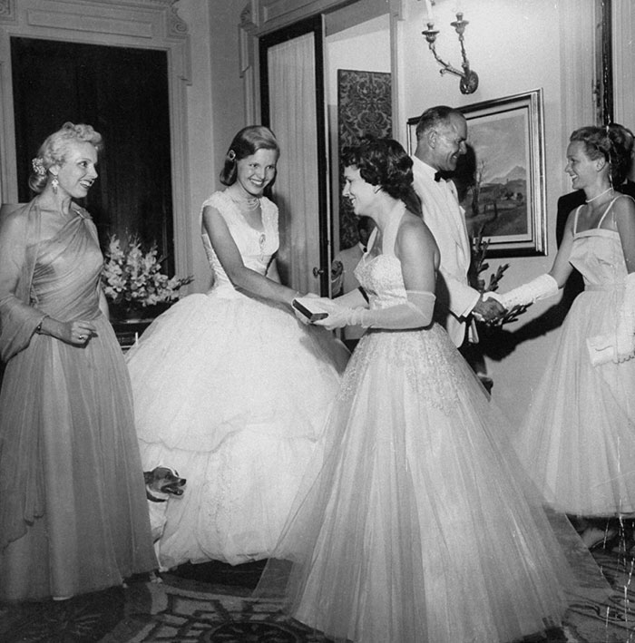 Imagens revelam beleza retrô dos anos 1940 e 1950