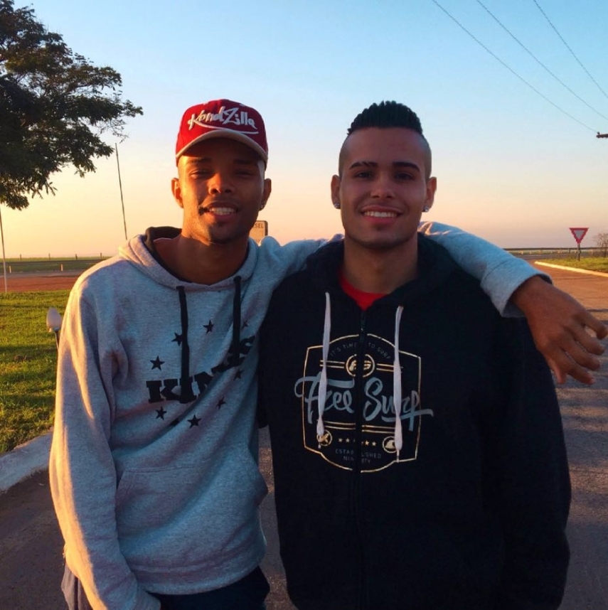 MCs Zaac e Jerry