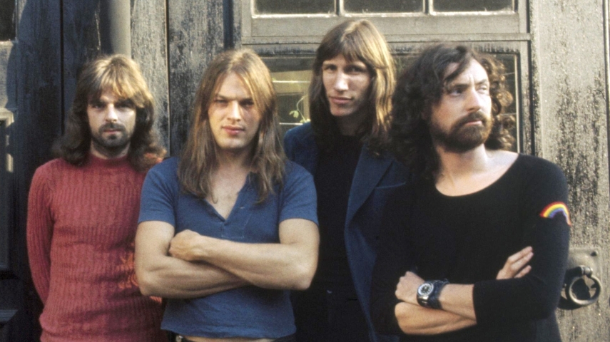 Tem suas origens em Cambridge, em 1964, e deriva de uma banda que teve vários nomes como Sigma 6, The Meggadeaths, Tea Set e The Abdabs, The Screaming Abdabs, The Architectural Abdabs. Quando a banda se separou, os guitarristas Rado 