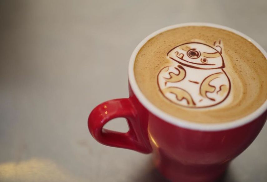 Os desenhos são da barista Melannie, do  Elite Audio Coffee Bar, em São Francisco, nos Estados Unidos