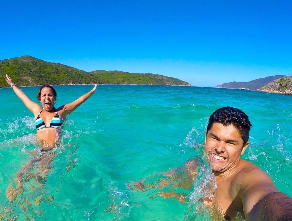 Jair e Nayara são nômades digitais e blogueiros de viagem. Dão dicas e mostram paisagens lindas no Brasil e no mundo. Para seguir: @casal.nomade