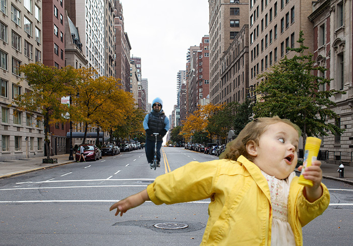 Peter Dinklage, astro de Game of Thrones, foi fotografado pelas ruas de Nova York andando em seu patinete motorizado e virou meme