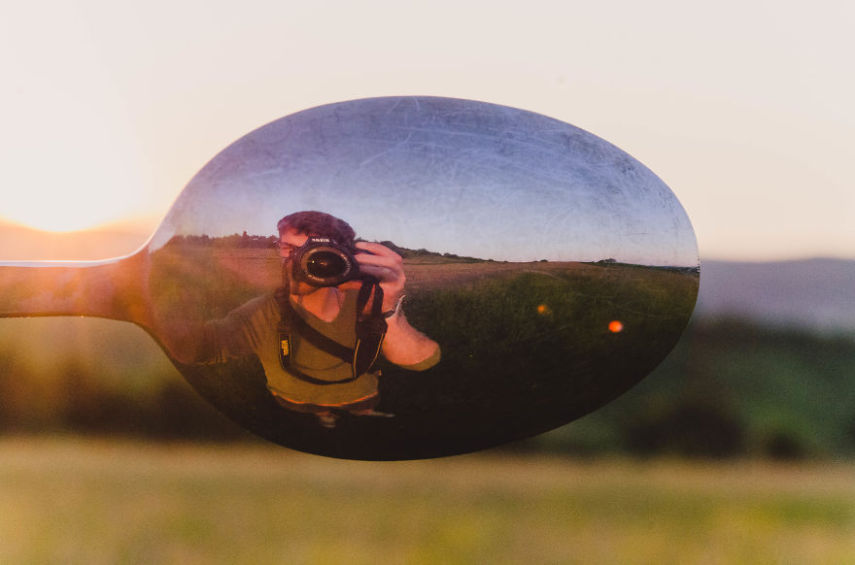 O fotógrafo romeno Suciu Daniel criou um projeto diferente para registar suas andanças por aí