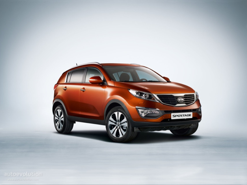 A Kia finalmente apresentou oficialmente o Sportage 2017 no Brasil. A quarta versão do SUV terá um preço base de R$ 109.990 e aposta em itens tecnológicos para atrair o público interessado em utilitários esportivos.  A versão mais básica é a LX, que conta com itens de série mais 