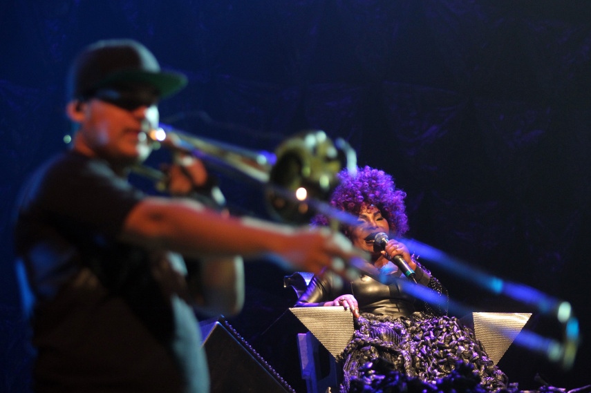 Elza Soares em show de lançamento de A Mulher do Fim do Mundo, no Auditório Ibirapuera, em São Paulo