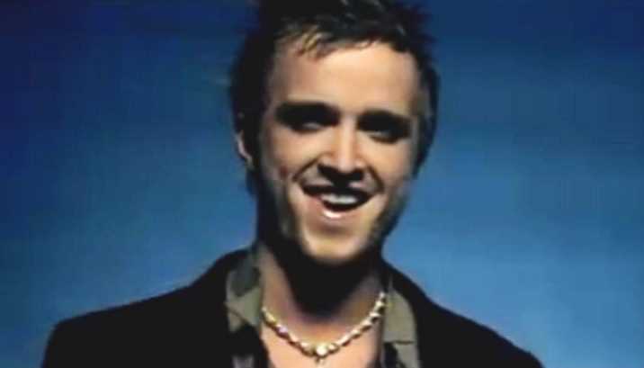 Em 2002, Aaron Paul, o Jesse Pinkman de 'Breaking Bad', foi a estrela do clipe 'Thoughtless' da banda Korn.
