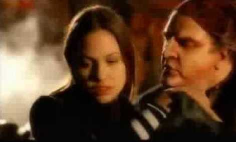 Angelina Jolie, uma das personalidades mais influentes de Hollywood, também começou a carreira estrelando videoclipes. Em 1993, ela estrelou 'Rock´N´Roll Dreams Come Through', de Meat Loaf.
