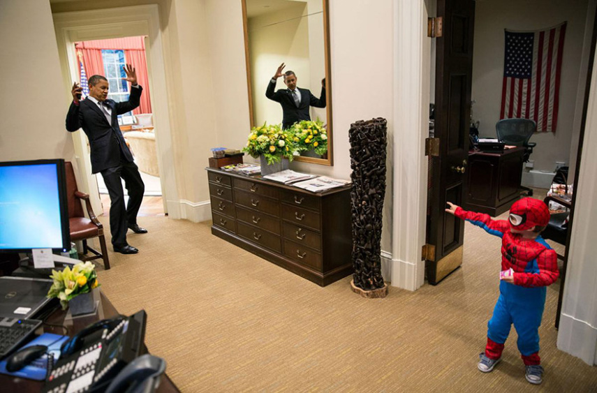 Pete Souza é o nome do cara por trás das melhores fotos de Barack Obama na presidência. Se liga!