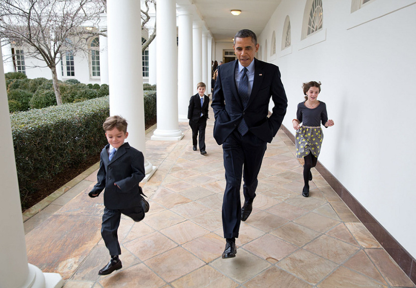 Pete Souza é o nome do cara por trás das melhores fotos de Barack Obama na presidência. Se liga!