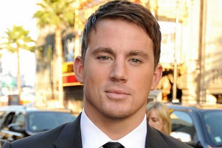  Channing Tatum, conhecido por atuar em vários filmes de sucesso, como 'Ela é o Cara' e 'Ela Dança, Eu Danço', também é bailarino. Foi isso que o levou a  participar do clipe 'She Bangs', de Ricky Martin, em 2000.