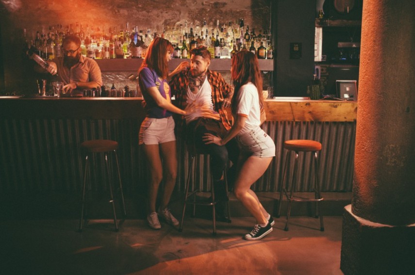 ménage à trois