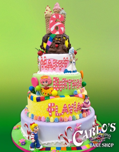 Bom, ele é o Cake Boss! Se você é um apaixonado por bolos e não está seguindo   essa conta, resolva isso já! É só procurar por @carlosbakery no Instagram