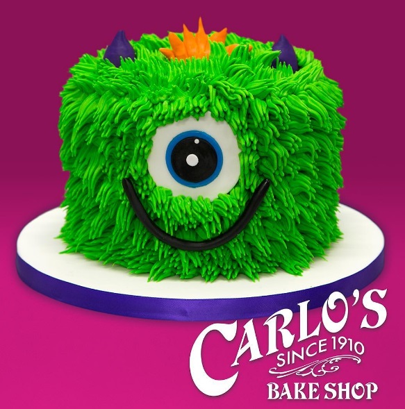 Bom, ele é o Cake Boss! Se você é um apaixonado por bolos e não está seguindo   essa conta, resolva isso já! É só procurar por @carlosbakery no Instagram