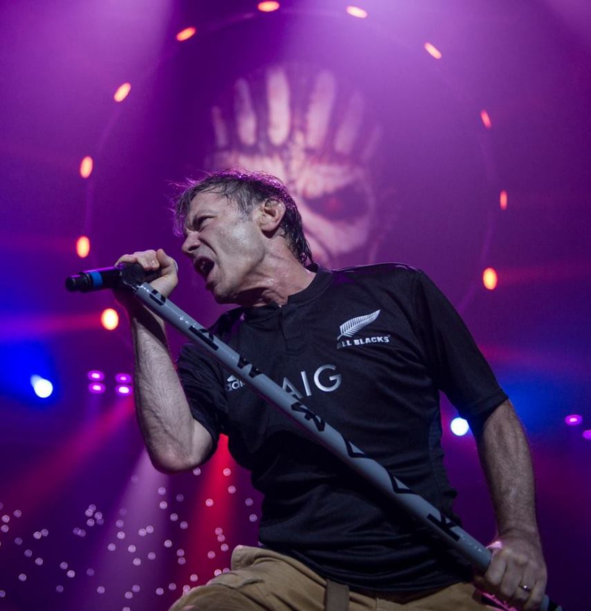 11. Iron Maiden; arrecadação US$ 1.090.807; preço médio do ingresso, US$ 66.22.