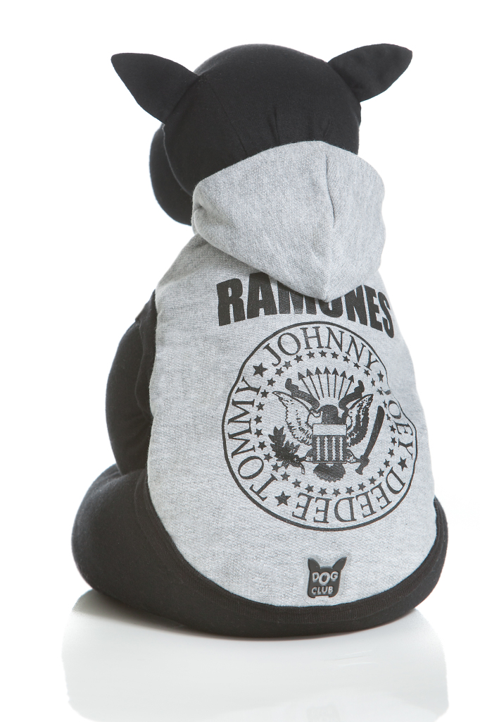 A roupa é da marca Dog Clubb e custa a partir de R$ 58,90