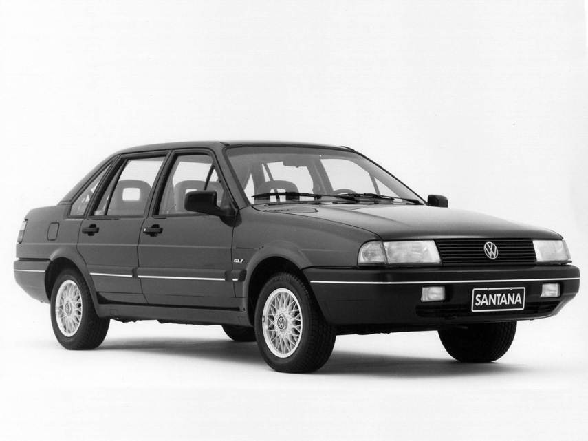 Quem consegue esquecer a sensação de entrar em um carro novo nos anos 80 ou 90? Ou até os mais fanáticos que compravam revistas especializadas na época para ver testes e guardar um pôster do carro eleito o melhor daquele ano?  Até hoje, quem é fã de carros, gosta de ver alguns modelos que marcaram época para relembrar o sentimento com os possantes que fizeram história nas décadas passadas.  Fizemos uma galeria reunindo alguns modelos cobiçados nos anos 80 e 90.