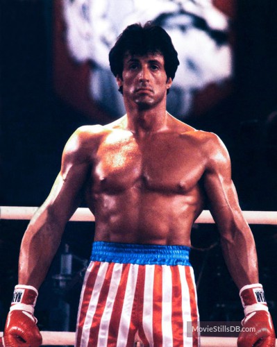 Em Rocky IV, as cenas de luta eram incríveis porque os atores estavam lutando de verdade. Na cena que Stallone é nocauteado com um soco, o ator havia pedido que seu adversário, Lundgren, batesse com o máximo de força possível. Ele recebeu o que pediu. Stallone acabou no hospital com um quadro de insuficiência cardíaca. Ele ficou oito dias na UTI