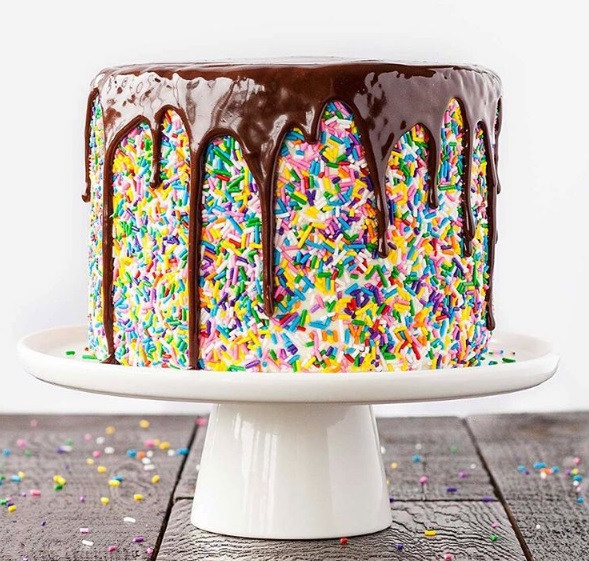 São bolos lindíssimos, receitas e inspirações para você que além de comer, gosta   de cozinhar! Siga @thecakeblog