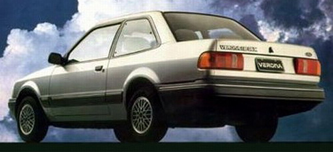 Quem consegue esquecer a sensação de entrar em um carro novo nos anos 80 ou 90? Ou até os mais fanáticos que compravam revistas especializadas na época para ver testes e guardar um pôster do carro eleito o melhor daquele ano?  Até hoje, quem é fã de carros, gosta de ver alguns modelos que marcaram época para relembrar o sentimento com os possantes que fizeram história nas décadas passadas.  Fizemos uma galeria reunindo alguns modelos cobiçados nos anos 80 e 90.