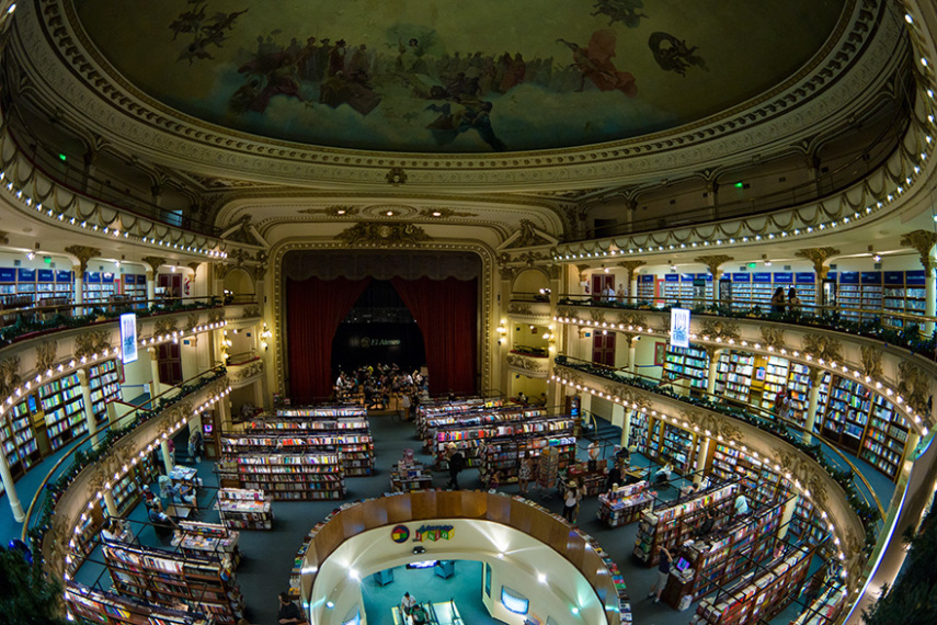 Teatro secular é transformado em livraria deslumbrante na Argentina