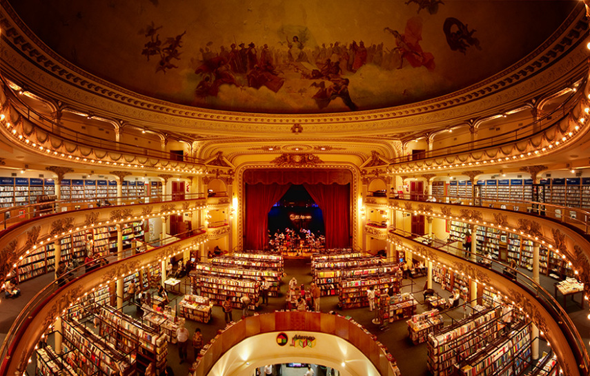 Teatro secular é transformado em livraria deslumbrante na Argentina