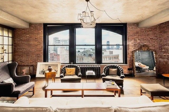 Sala do apartamento da atriz Kirsten Dunst, no bairro do Soho, em Nova York
