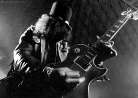 Em 2007, Slash ganhou uma estrela na Calçada da Fama do Rock, ao lado de Jimmy Page, Eddie Van Halen e Jimi Hendrix.