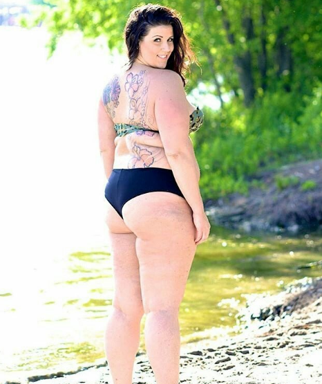 Mais corpo, menos vergonha! Encabeçada por uma grife de beachwear, campanha no Instagram incentiva mulheres a postarem imagens sentindo-se bem no próprio corpo enquanto se divertem na praia ou na piscina. A hashtag #MySwimBody já teve mais de 7 mil imagens publicadas