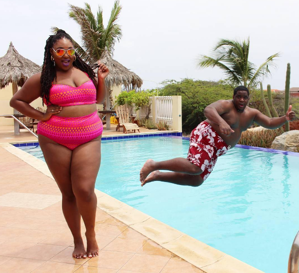 Mais corpo, menos vergonha! Encabeçada por uma grife de beachwear, campanha no Instagram incentiva mulheres a postarem imagens sentindo-se bem no próprio corpo enquanto se divertem na praia ou na piscina. A hashtag #MySwimBody já teve mais de 7 mil imagens publicadas