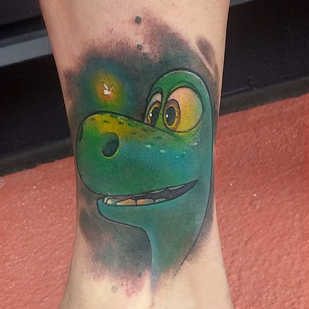 É fã dos desenhos animados da Pixar? Essas pessoas gostam tanto que eternizaram em tatuagens lindas!