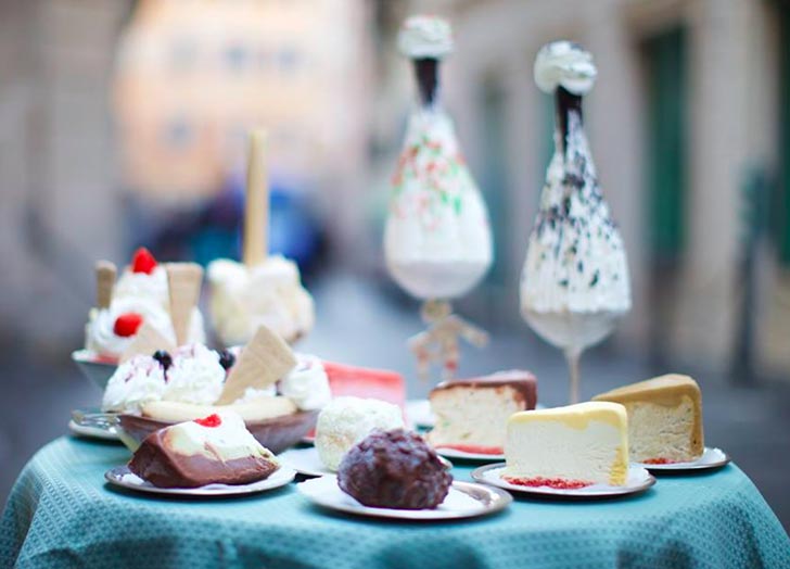 Depois daquela massa incrível, Roma prepara um menu igualmente delicioso de sobremesas! Primeiro, claro, o gelato e suas várias formas e invenções. Cookies e brioche também entram na lista.
