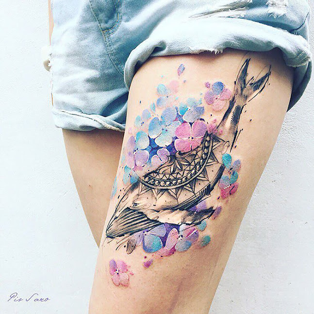 Pis Sora transforma a natureza em tatuagens delicadas e cheias de detalhes pra lá de charmosos. Vontade de tatuar agora, né?