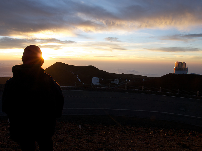 22) Confie em si mesmo. Para embarcar sozinho, você tem tudo que precisa: força, intuição e desejo de aventura. Então, faça deste momento uma viagem inesquecível!